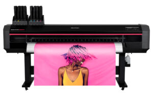 Impresora eco-solvente XpertJet 1682SR Pro